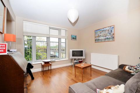 2 bedroom flat to rent, Choumert Road, Peckham, London, SE15