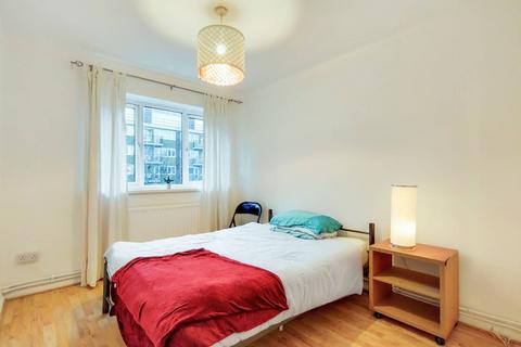 3 bedroom flat to rent, Tildesley Road, Putney, London, SW15