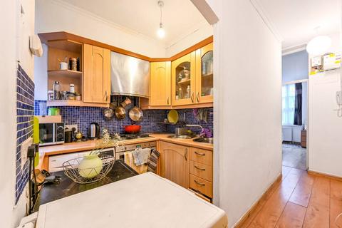 2 bedroom flat for sale, Clerkenwell Road, Farringdon, London, EC1R