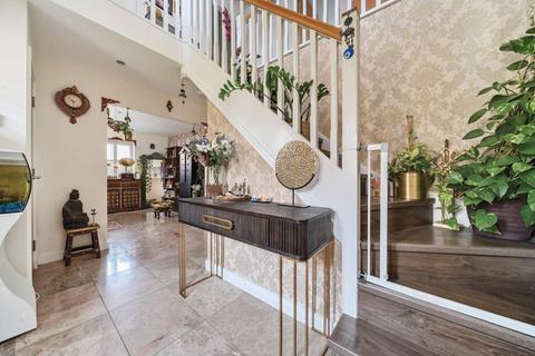 10 Cameron Crescent, Bedford, MK40 4TH