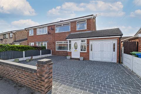 3 bedroom semi-detached house for sale, Berkshire Drive, Woolston, Warrington