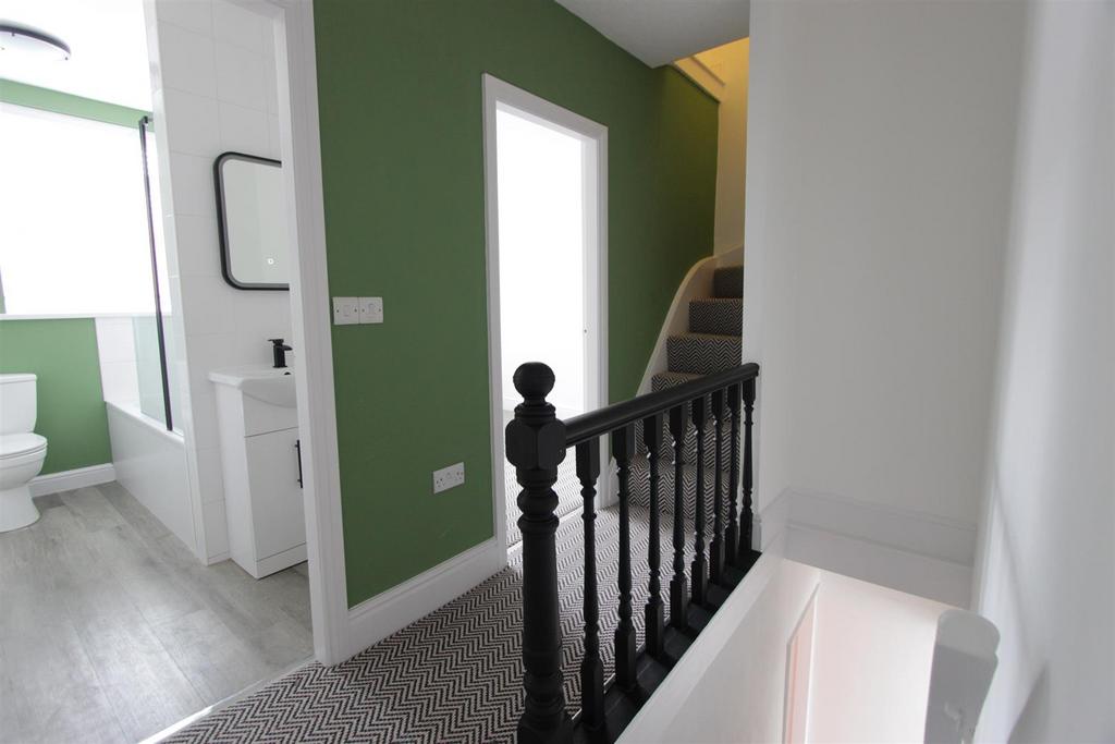 Hallway.JPG
