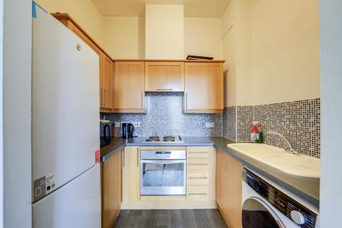 1 bedroom flat for sale, London Road, Forest Hill, London, SE23