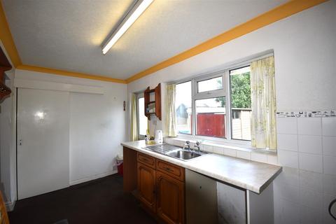 3 bedroom semi-detached house for sale, Dunhill Road, Goole