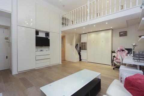 Studio for sale, Queen's Gate, South Kensington, SW7