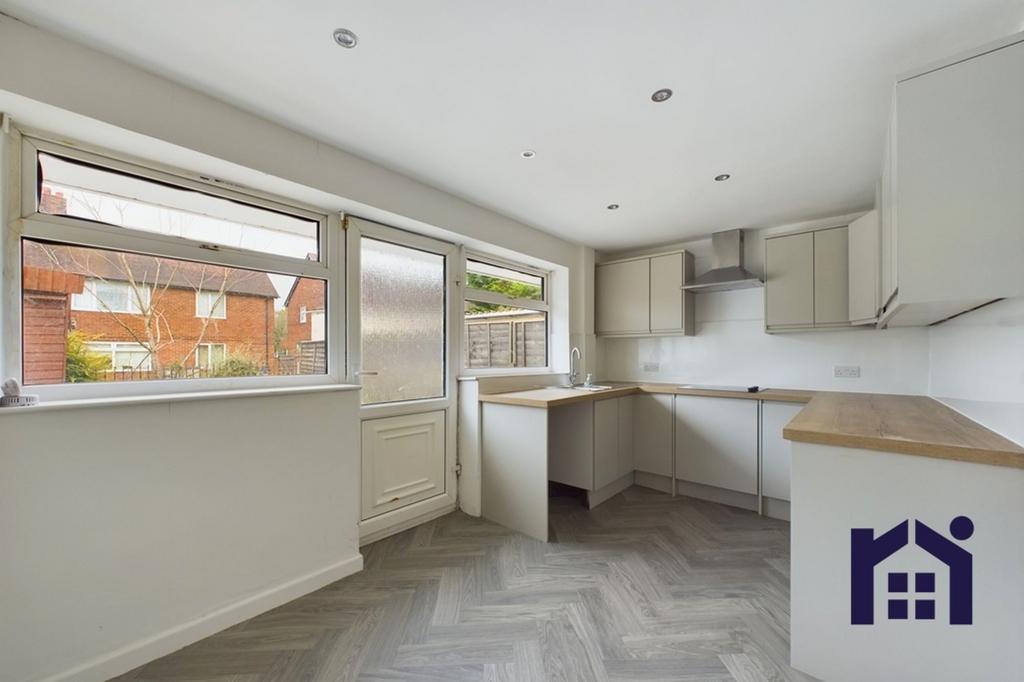 Dining kitchen