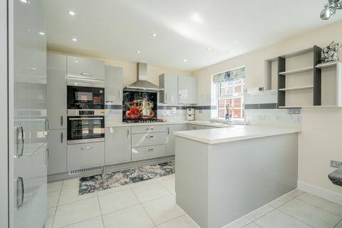 25 Fabius Drive, Fairfields, Milton Keynes, MK11 4BW