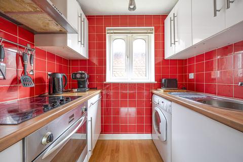 1 bedroom flat for sale, Headley Road, Hindhead GU26