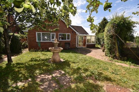 3 bedroom detached bungalow for sale, Beacon Lane, Exeter, EX4