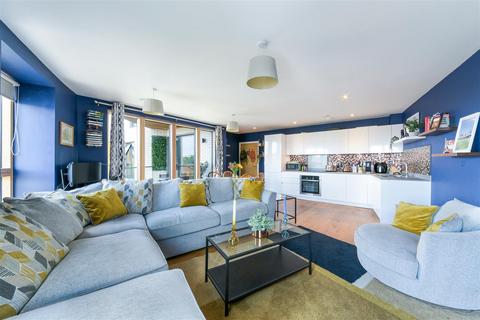 1 bedroom flat for sale, Cavendish Road, Colliers Wood SW19