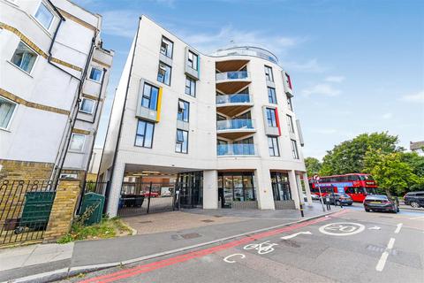 1 bedroom flat for sale, Cavendish Road, Colliers Wood SW19