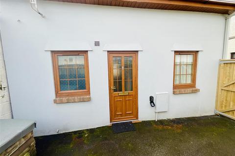 1 bedroom flat for sale, Bridge Street, Burry Port