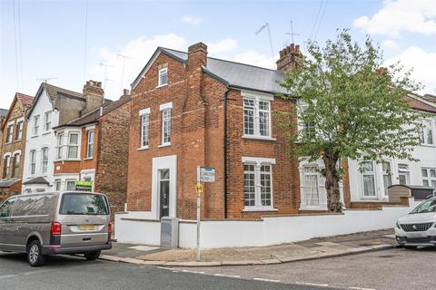 5 bedroom end of terrace house for sale, Holly Park Road, London N11