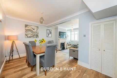 124 Uplands Road, Woodford Green, IG8 8JW