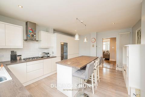 124 Uplands Road, Woodford Green, IG8 8JW