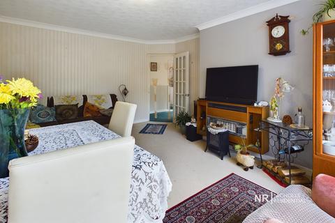11 Nightingale Drive, Epsom, KT19 9EN