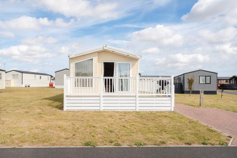 3 bedroom park home for sale, Mill Road, Burgh Castle