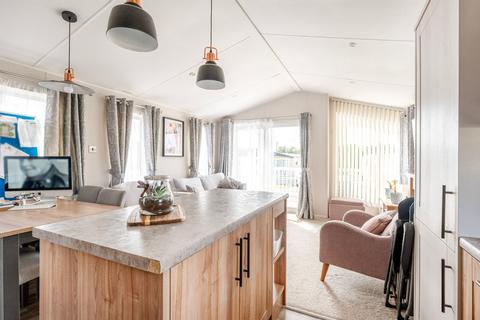 3 bedroom park home for sale, Mill Road, Burgh Castle