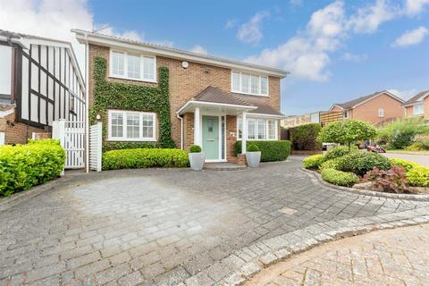 4 bedroom detached house for sale, The Russets, Meopham, Kent