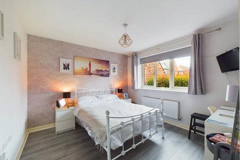 46 Dalziel Drive, Whittington, Worcester, WR5 2QY