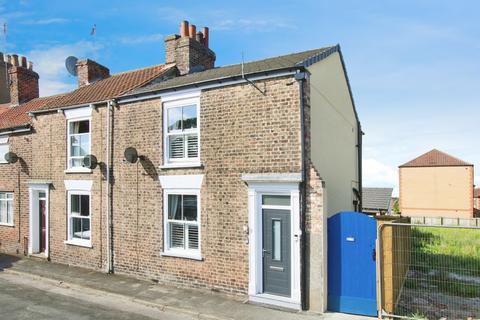 2 bedroom end of terrace house for sale, Eastgate South, Driffield YO25