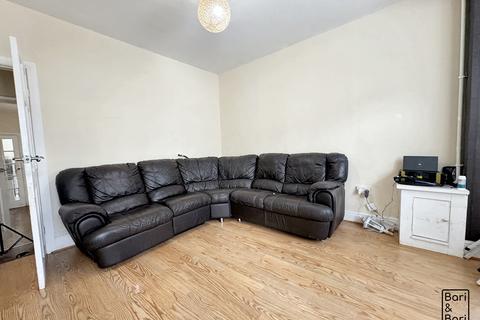 3 bedroom terraced house for sale, Churchill Road, Birmingham B9