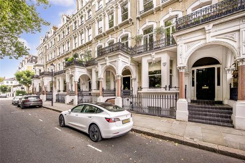 2 bedroom apartment to rent, Redcliffe Square, London, SW10