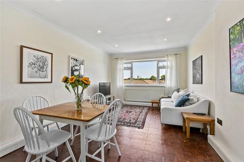 35 Kenmore Close, Richmond, TW9 3JG