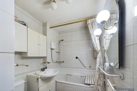 Flat 2, Woodleigh, 2 Parklands, Surbiton, KT5 8EA