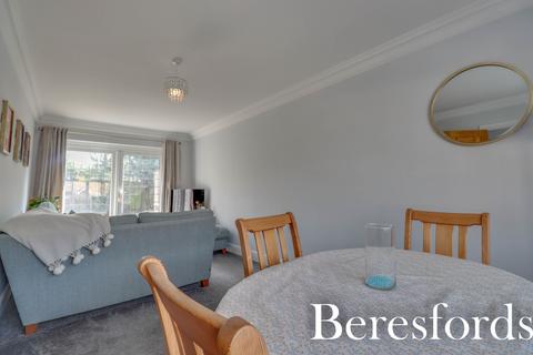 37 Wainwright Avenue, Hutton, Brentwood, CM13 2SX