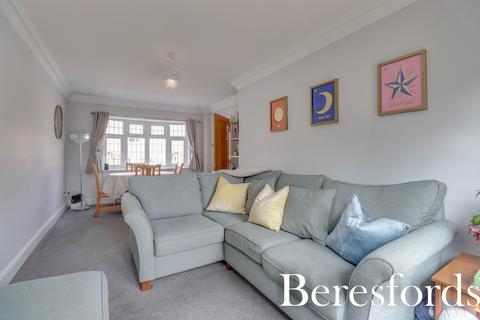 37 Wainwright Avenue, Hutton, Brentwood, CM13 2SX