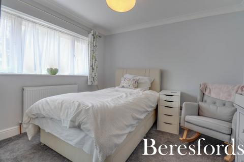 37 Wainwright Avenue, Hutton, Brentwood, CM13 2SX