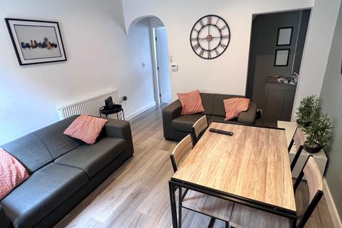 1 bedroom in a house share to rent, Room 4, 6 Gibbeson Street, Lincoln, Lincolnshire, LN5