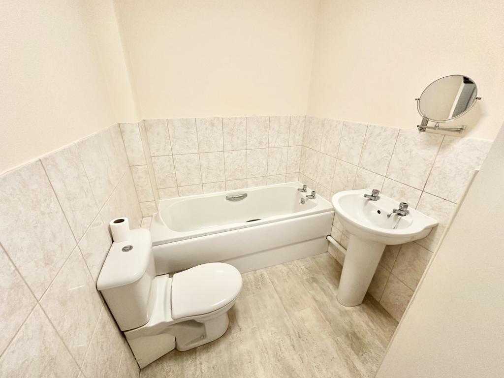 Djsm7448