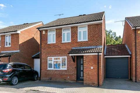 3 bedroom link detached house for sale, Shetland Close, CRAWLEY, West Sussex, RH10