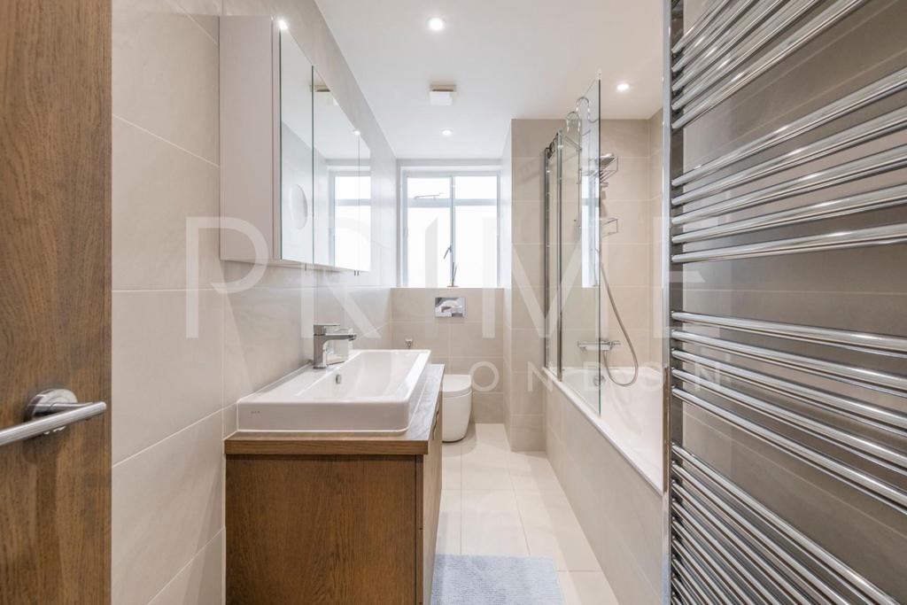 Bathroom(1) (15).jpg