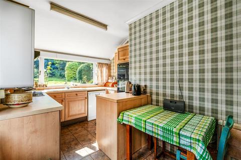 4 Fromondes Road, Cheam, Sutton, SM3 8QR