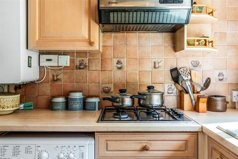 4 Fromondes Road, Cheam, Sutton, SM3 8QR