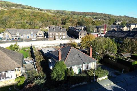 2 bedroom detached bungalow for sale, Caldene Avenue, Mytholmroyd, Hebden Bridge