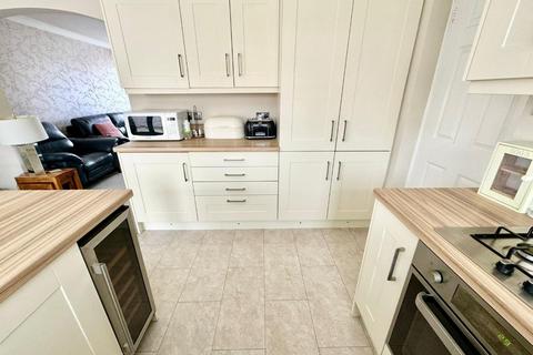 9 Ash Green, Coulby Newham, Middlesbrough, TS8 0UW