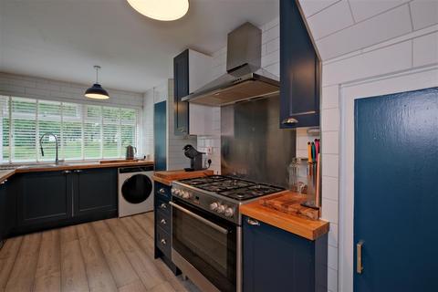 11 Broomhill Path, Glasgow, G11 7AL