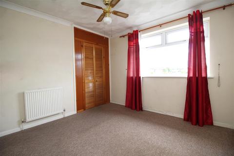 2 bedroom terraced house for sale, Christopher Close, Peterborough