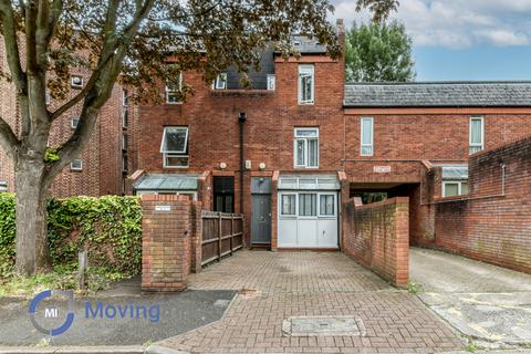 4 bedroom terraced house for sale, Clapham Crescent, London, SW4