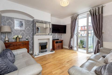 3 bedroom end of terrace house for sale, Ilfracombe Road, BROMLEY, Kent, BR1