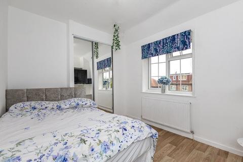 3 bedroom end of terrace house for sale, Ilfracombe Road, BROMLEY, Kent, BR1