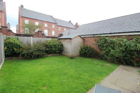 3 bedroom semi-detached house for sale, Ashford Drive, Stretton, Warrington