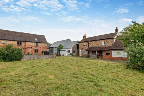 Farm for sale, Weston Road, Bretforton WR11