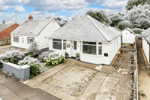2 bedroom detached bungalow for sale, Long Furlong Road, Abingdon OX13