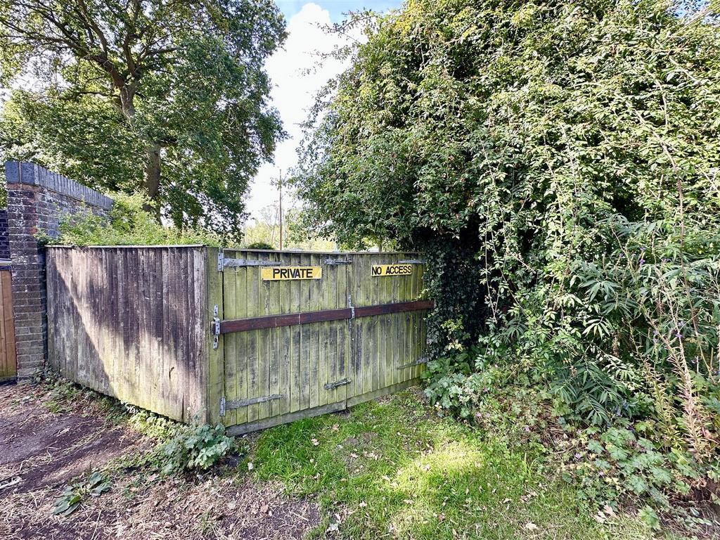 Gates facing Horsefen Road