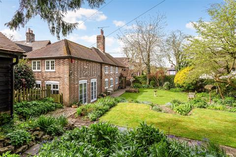 5 bedroom detached house for sale, Upper Farringdon, Hampshire